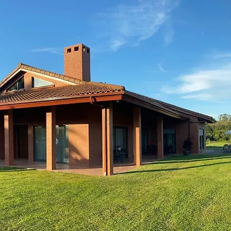 Monasterio Villa *