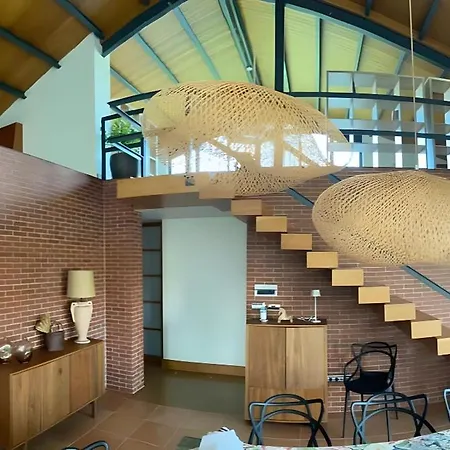 Villa Monasterio Camargo