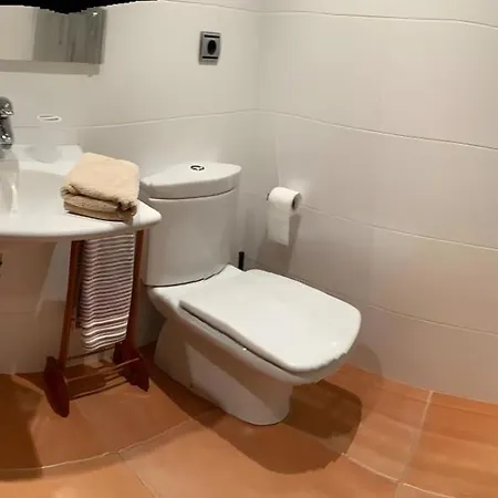 Villa Monasterio Camargo