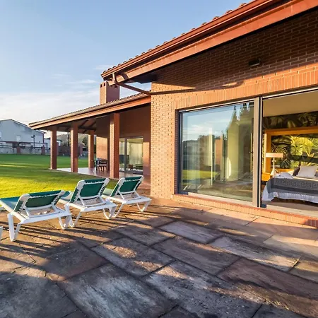 Monasterio * Camargo